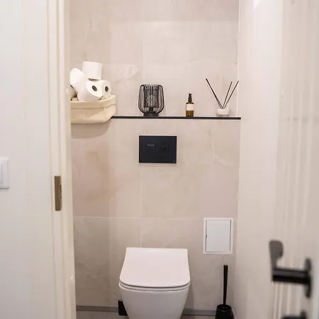 Slow 63 Apartman